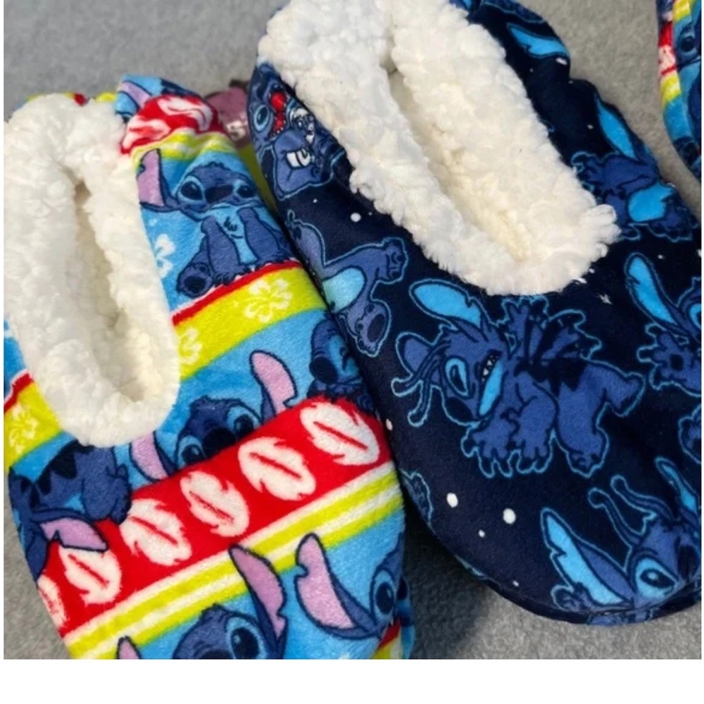 Disney Stitch Slipper Sock Bundle Lot Size 7-9 Cozy Plush - Picture 4 of 6
